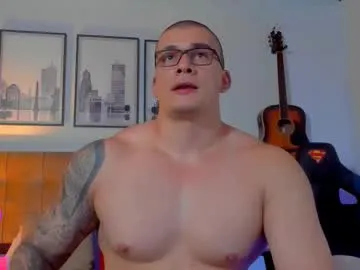 topalphaboss – webcam model profile photo Image 8
