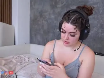 oh_julie – webcam model profile photo Image 13