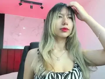 nicolle_mitchelle – webcam model profile photo Image 6