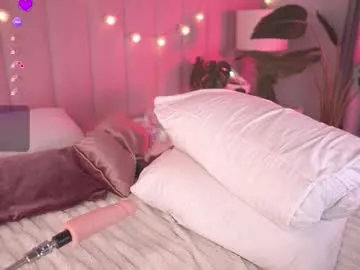 CristinaRous – webcam model profile photo Image 6