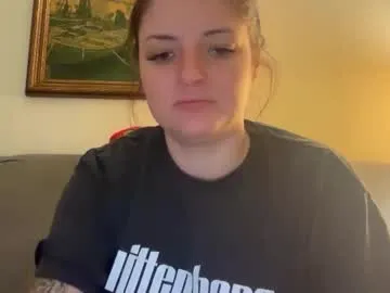 EmiliaWalker cam session Image 3