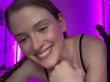 puneripiya – webcam model profile photo Image 10