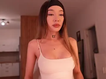 TeresaWeber – webcam model profile photo Image 14