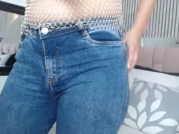 MadelineDemie – webcam model profile photo Image 11