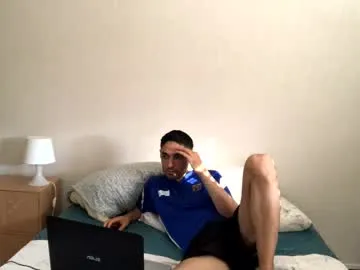 LiliDavison – webcam model profile photo Image 2