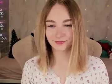 ElaMinov – webcam model profile photo Image 3