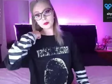 KittyDivinita – webcam model profile photo Image 18