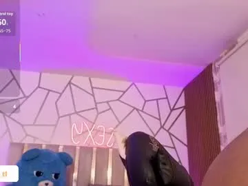 indiandesiguys2023 – webcam model profile photo Image 16