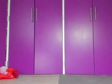 sweetkarmababy – webcam model profile photo Image 11