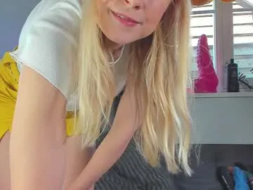 sweetkarmababy – webcam model profile photo Image 9