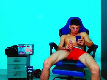 mochasins_ – webcam model profile photo Image 4