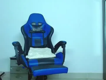 mochasins_ – webcam model profile photo Image 5