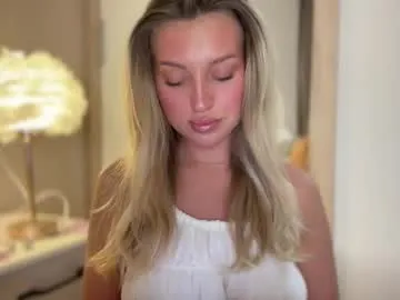 lailayousef – webcam model profile photo Image 3