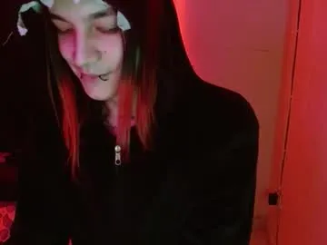 EmmaLevis – webcam model profile photo Image 10