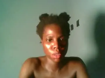 Demi – webcam model profile photo Image 19