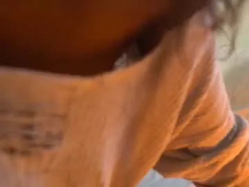 sanvi13 – webcam model profile photo Image 14