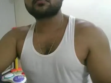 mae_nathan – webcam model profile photo Image 4