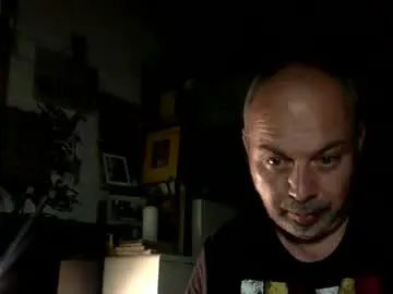 puneripiya – webcam model profile photo Image 2