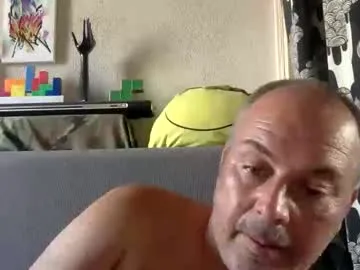 puneripiya – webcam model profile photo Image 6