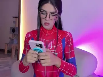 EmiliaWalker – webcam model profile photo Image 2