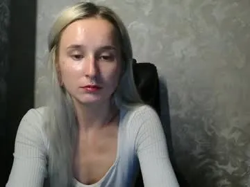 dainty_angel_ – webcam model profile photo Image 4