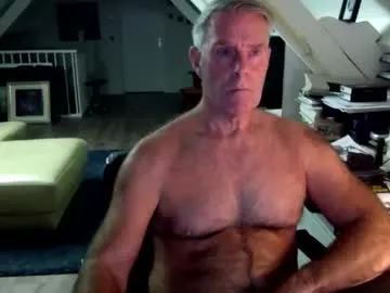 slimthickdesi – webcam model profile photo Image 13