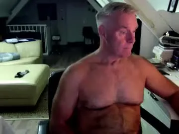 slimthickdesi – webcam model profile photo Image 8