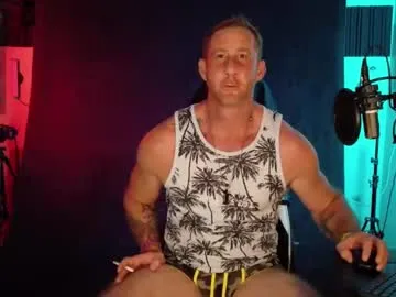 yenifer016 – webcam model profile photo Image 12