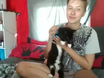 monicaflower – webcam model profile photo Image 3