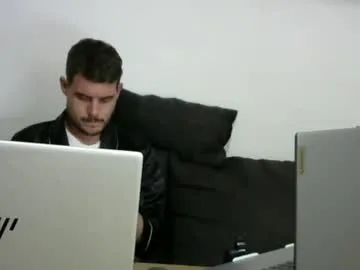 EvanyaRose – webcam model profile photo Image 14