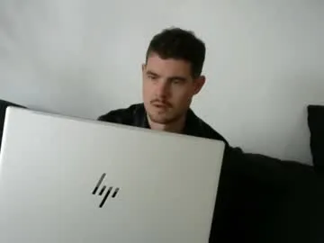 EvanyaRose – webcam model profile photo Image 16