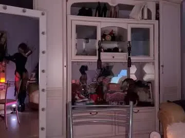 monicaflower – webcam model profile photo Image 9