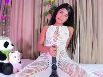 yenifer016 – webcam model profile photo Image 3