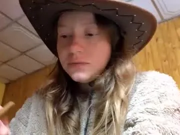 emilywarren296 – webcam model profile photo Image 5