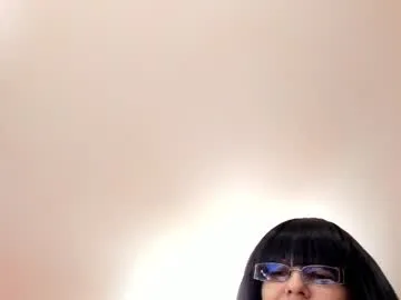 shreya_0 – webcam model profile photo Image 4