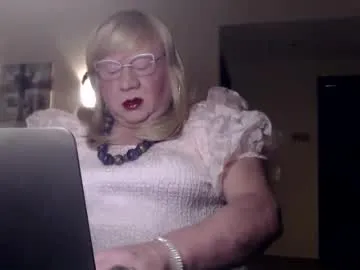 suzannebanci – webcam model profile photo