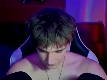 iamsomeone1234 – webcam model profile photo Image 13