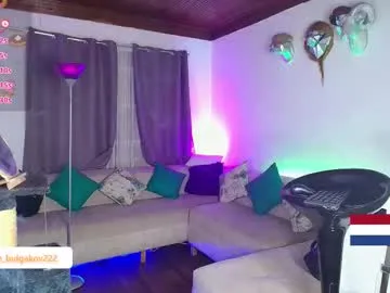 OliviaSparcks – webcam model profile photo Image 18