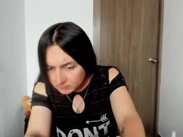 EmiliaWalker – webcam model profile photo Image 12