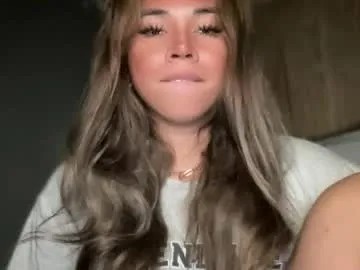 IsaBebe – webcam model profile photo Image 19