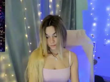 EmiliaWalker – webcam model profile photo Image 12