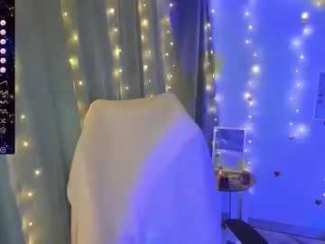 EmiliaWalker – webcam model profile photo Image 5