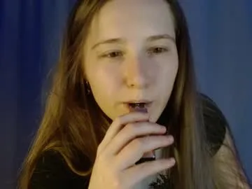 angelees_ – webcam model profile photo Image 8