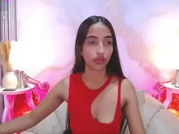 Dolce – webcam model profile photo Image 15