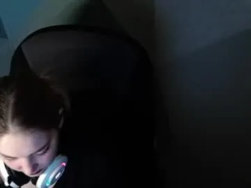 sweetyyfox – webcam model profile photo