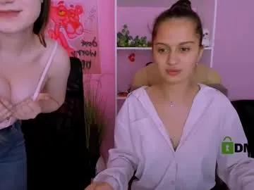 roxy_santos__ – webcam model profile photo Image 13