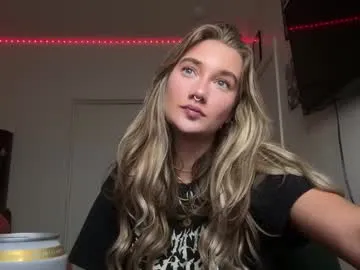 sofiakhanxo – webcam model profile photo Image 16