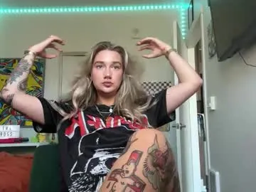 sofiakhanxo – webcam model profile photo Image 7