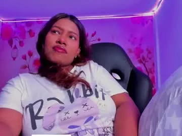 puneripiya – webcam model profile photo Image 5