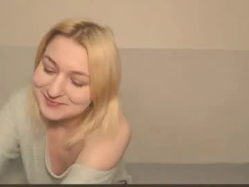 goofyshygirl1 – webcam model profile photo Image 12